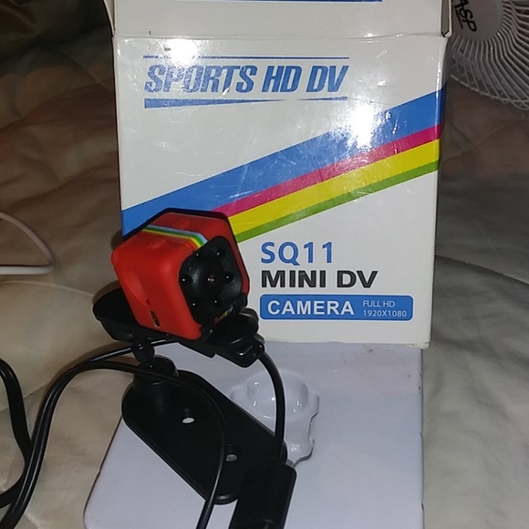 HD MiniDV sports camera - Picture 2 of 7